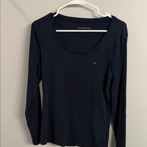 Tommy Hilfiger Women's Long Sleeve Scoop Neck Top - Navy Blue